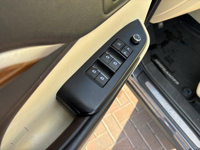 used 2018 Toyota Highlander car, priced at $22,319