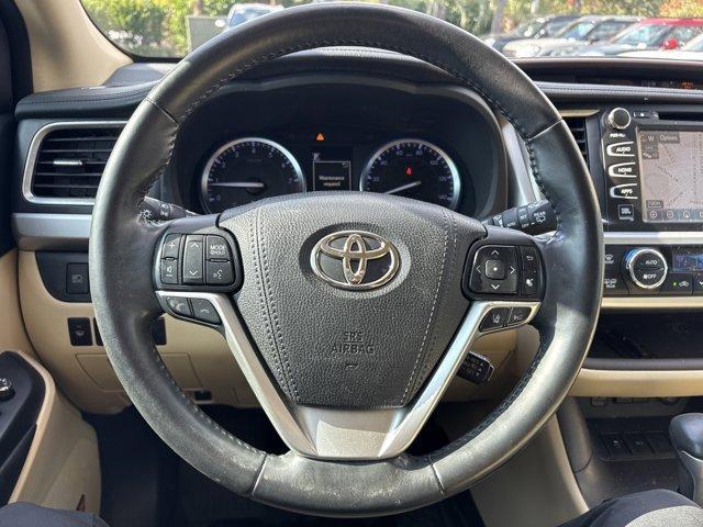 used 2018 Toyota Highlander car, priced at $22,319