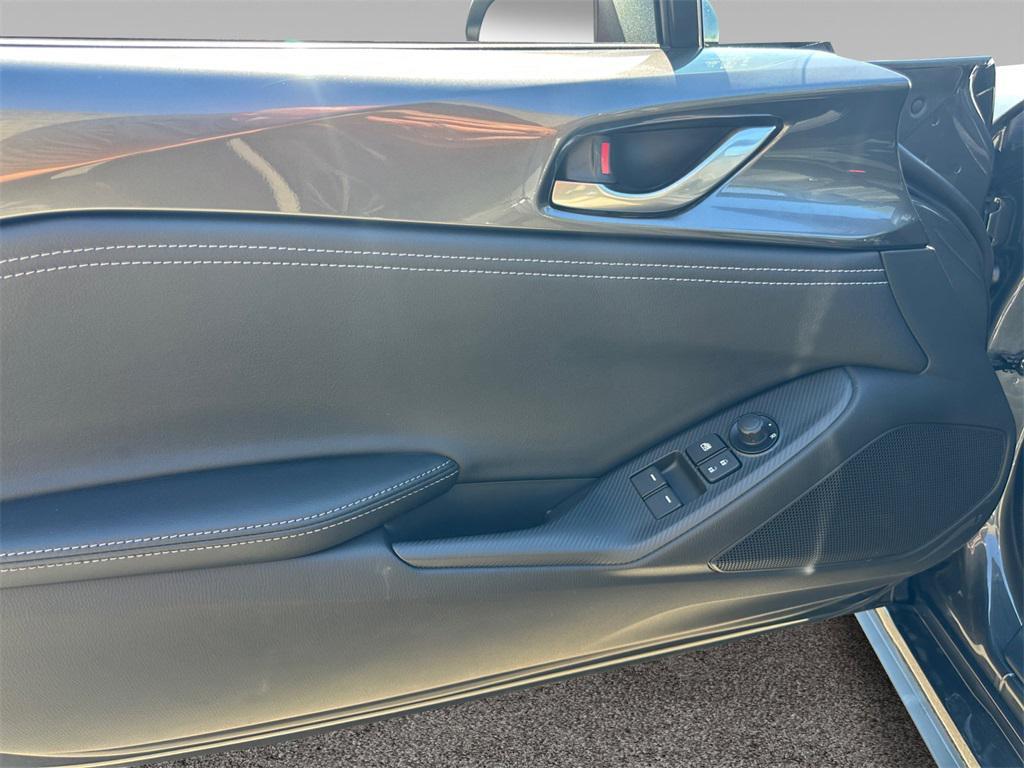 new 2025 Mazda MX-5 Miata RF car, priced at $39,747
