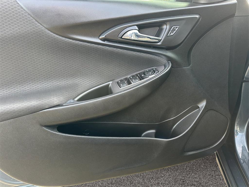 used 2021 Chevrolet Malibu car, priced at $13,001