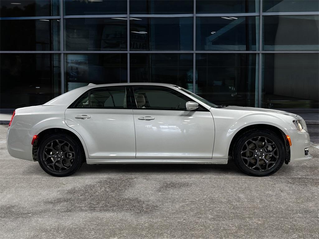 used 2022 Chrysler 300 car, priced at $24,995