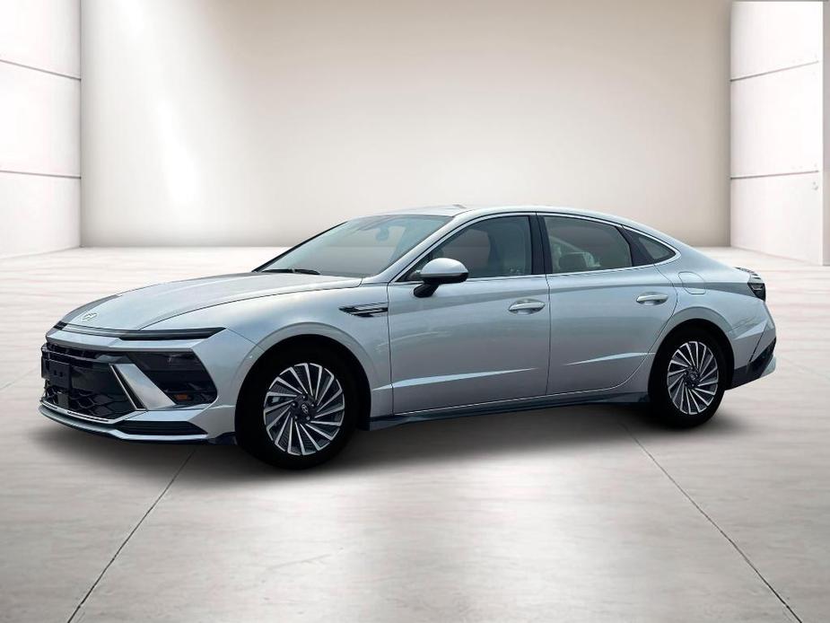 new 2024 Hyundai Sonata Hybrid car, priced at $36,999