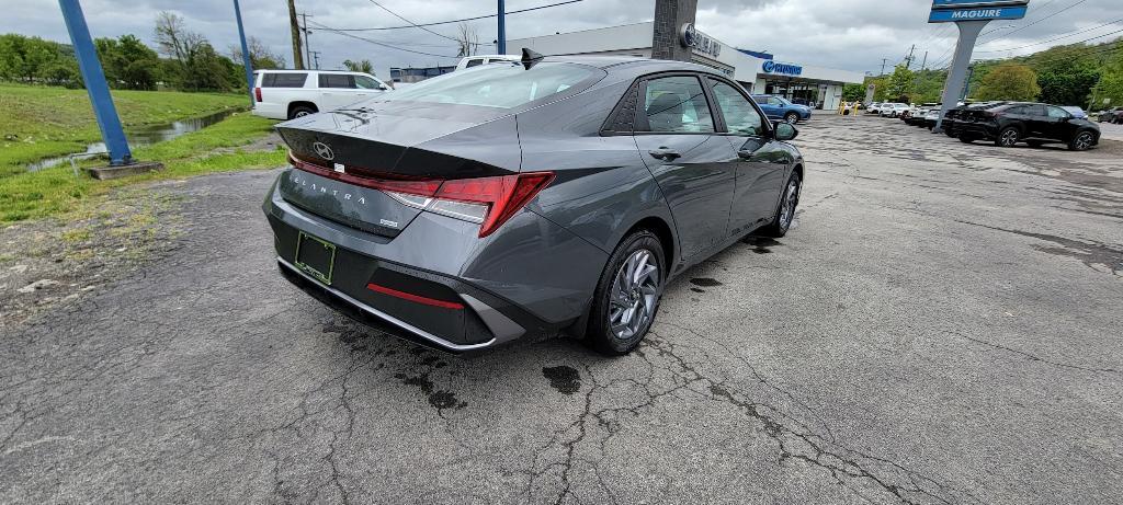 new 2024 Hyundai Elantra HEV car, priced at $26,999