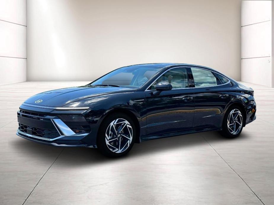 new 2024 Hyundai Sonata car, priced at $29,999