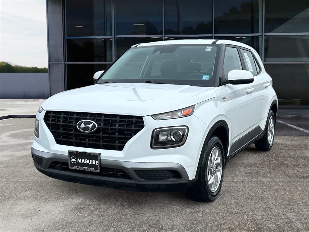 used 2022 Hyundai Venue car, priced at $14,399