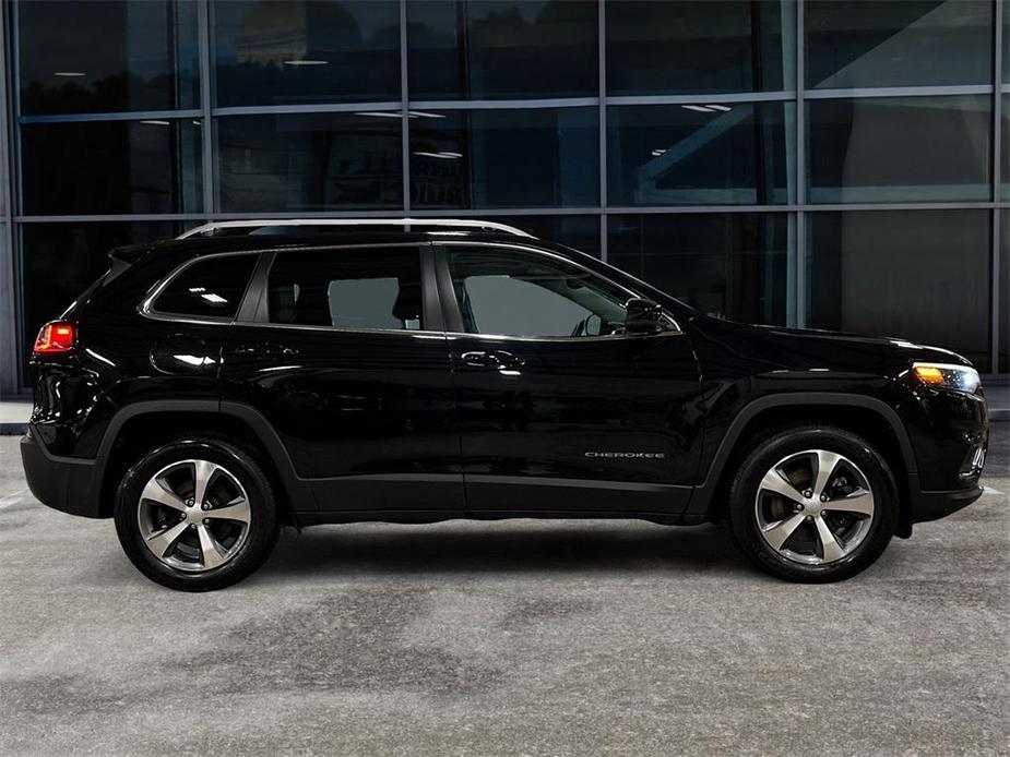 used 2021 Jeep Cherokee car, priced at $21,499