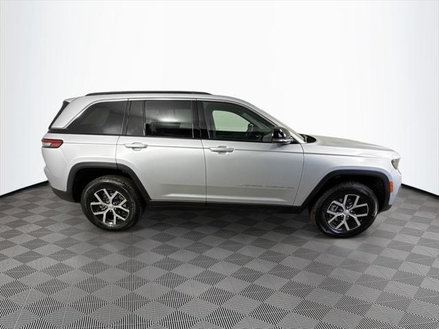 new 2025 Jeep Grand Cherokee car, priced at $37,487