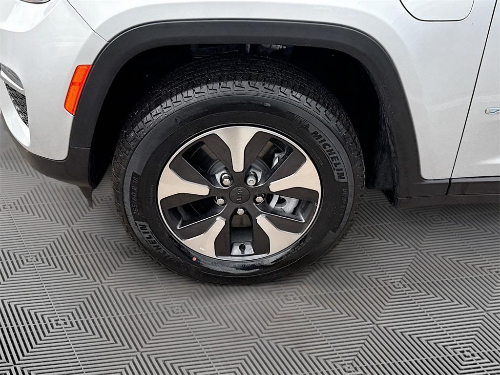 new 2024 Jeep Grand Cherokee 4xe car, priced at $51,782