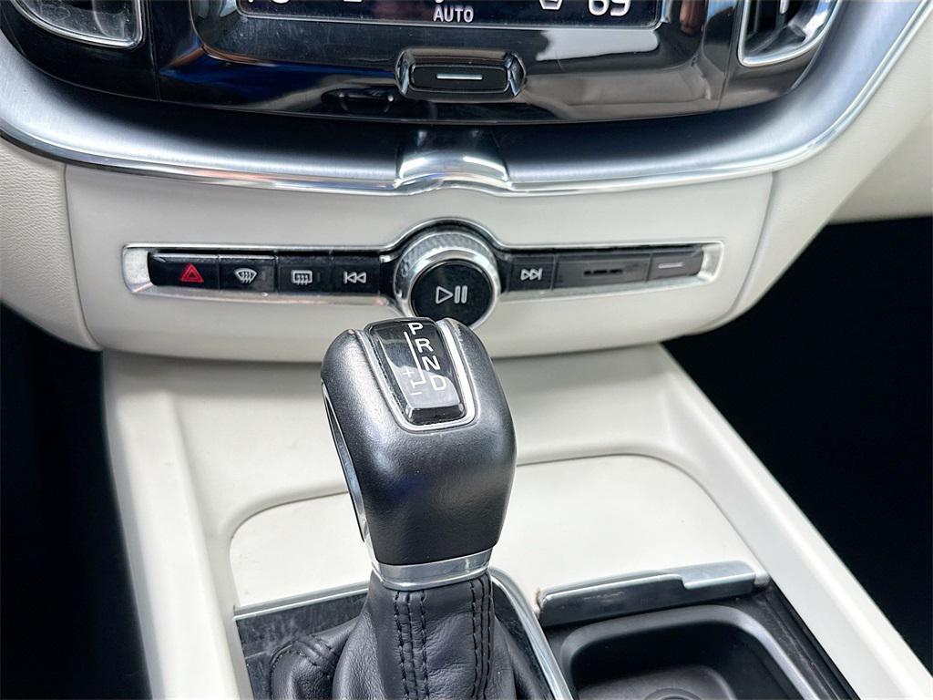 used 2019 Volvo XC60 car, priced at $14,663