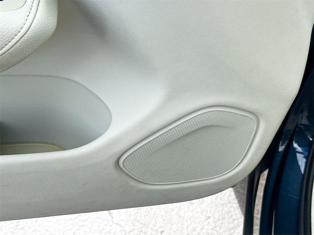 used 2019 Volvo XC60 car, priced at $14,663