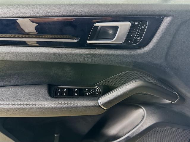 used 2019 Porsche Cayenne car, priced at $31,696