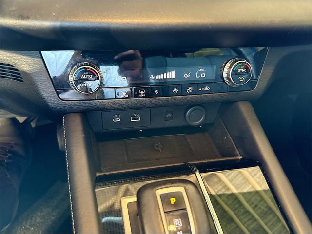 used 2022 Mitsubishi Outlander car, priced at $19,923
