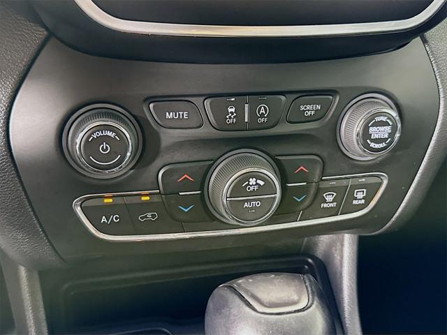 used 2022 Jeep Cherokee car, priced at $18,610