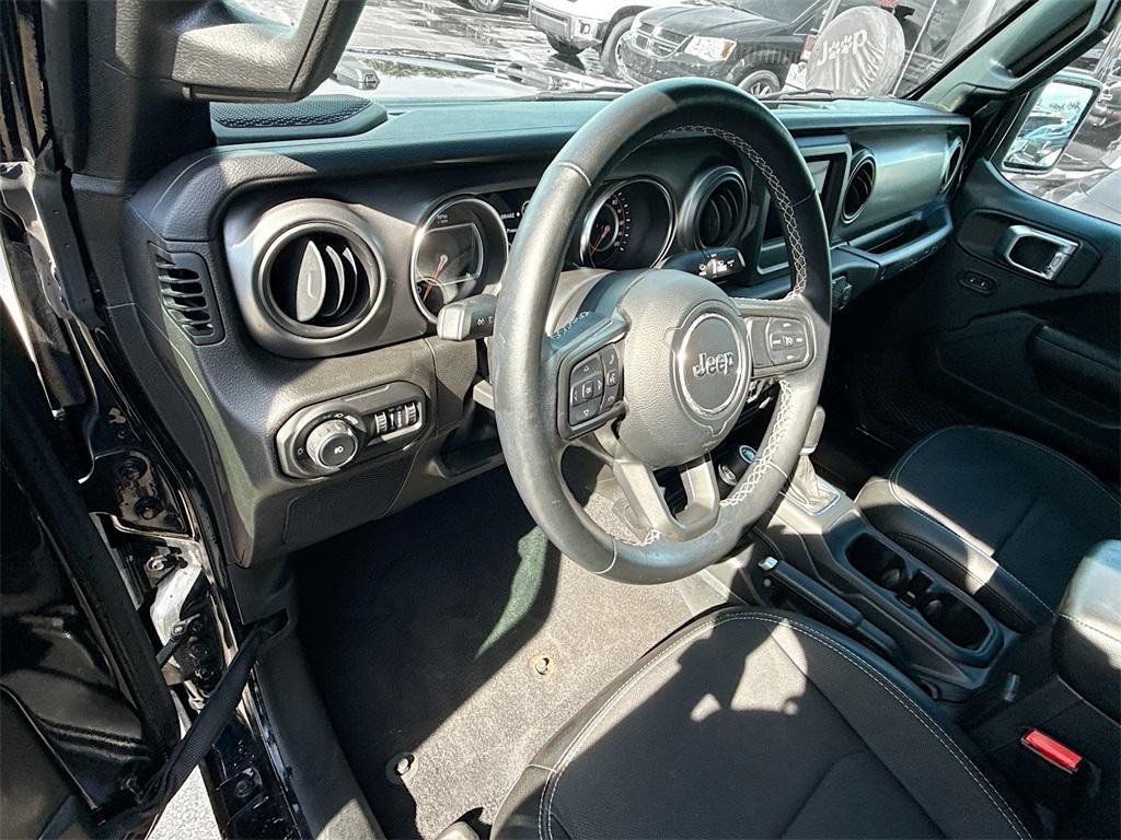 used 2021 Jeep Wrangler Unlimited car, priced at $25,021
