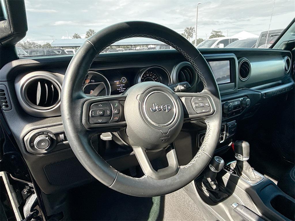 used 2021 Jeep Wrangler Unlimited car, priced at $25,021