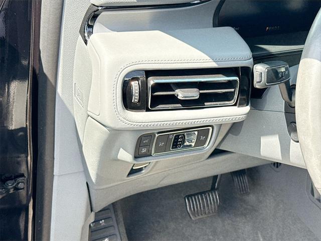 used 2021 Lincoln Nautilus car, priced at $18,865