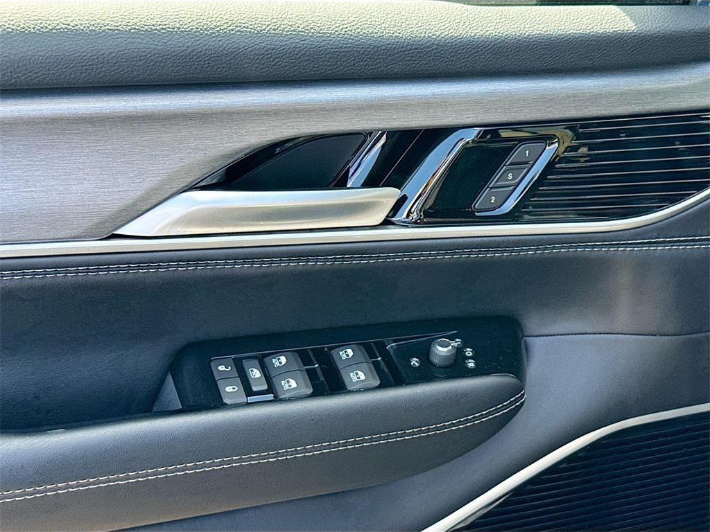 new 2025 Jeep Wagoneer car, priced at $73,409