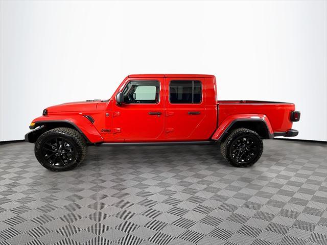 new 2025 Jeep Gladiator car, priced at $34,682