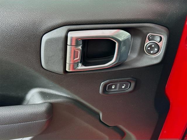 new 2025 Jeep Gladiator car, priced at $34,682