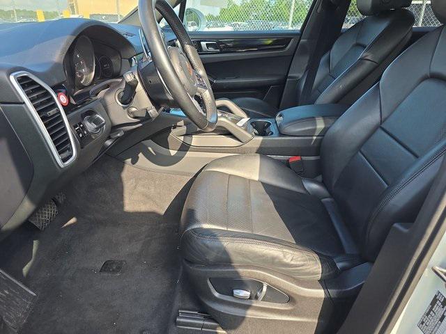 used 2019 Porsche Cayenne car, priced at $32,388