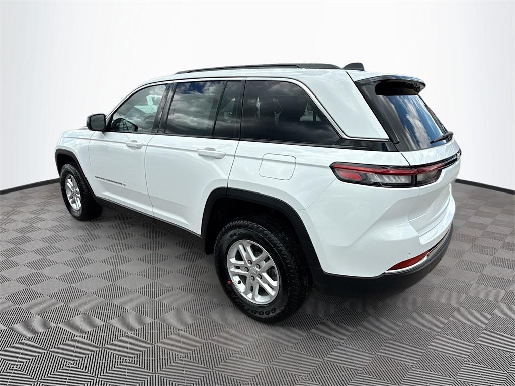 new 2025 Jeep Grand Cherokee car, priced at $32,650