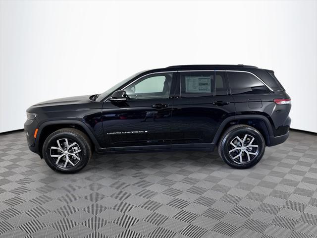 new 2025 Jeep Grand Cherokee car, priced at $42,285
