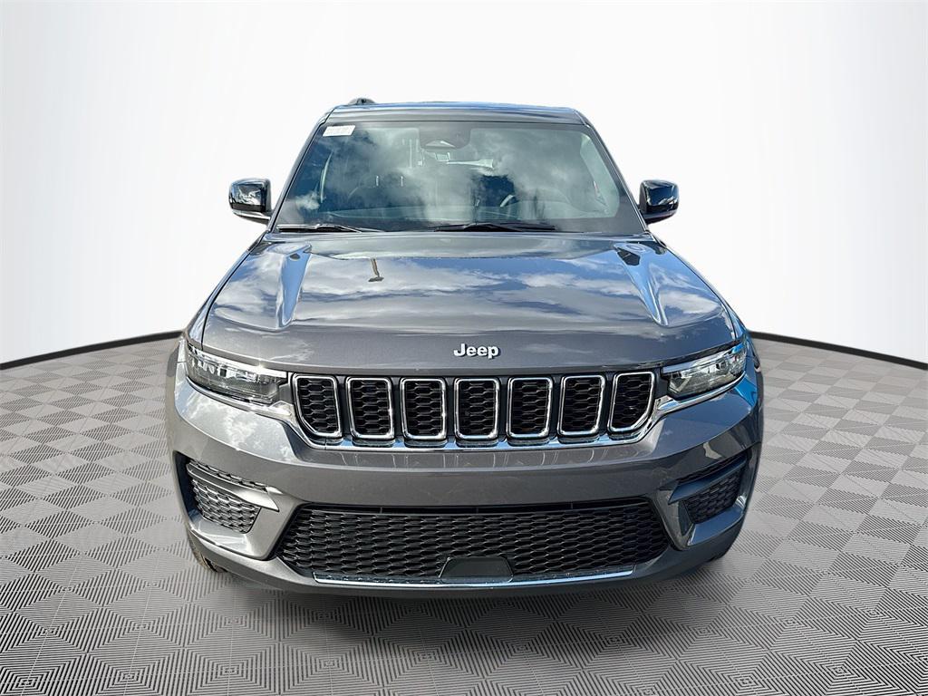 new 2025 Jeep Grand Cherokee car, priced at $31,612