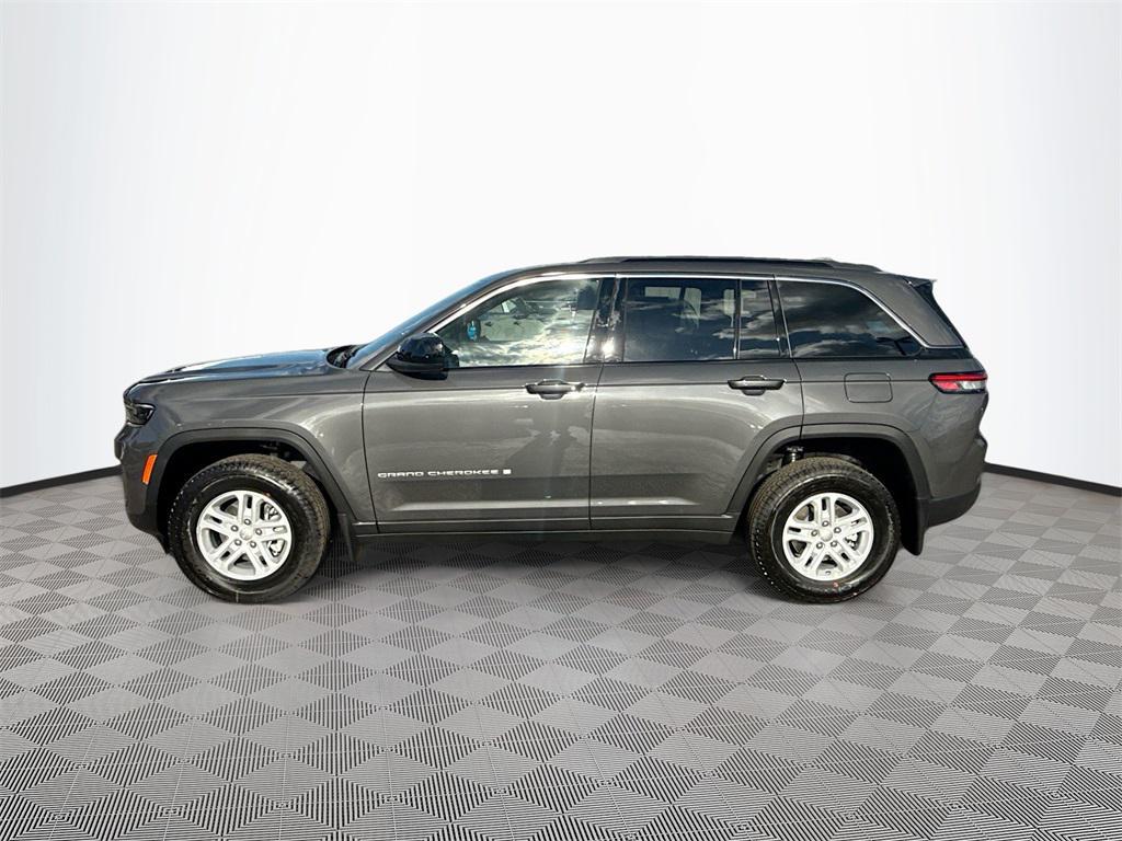 new 2025 Jeep Grand Cherokee car, priced at $31,612