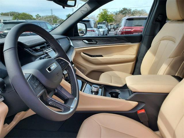 new 2024 Jeep Grand Cherokee car, priced at $42,597