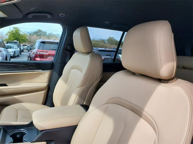 new 2024 Jeep Grand Cherokee car, priced at $42,597