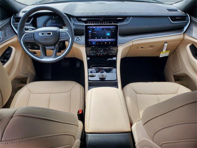 new 2024 Jeep Grand Cherokee car, priced at $42,597