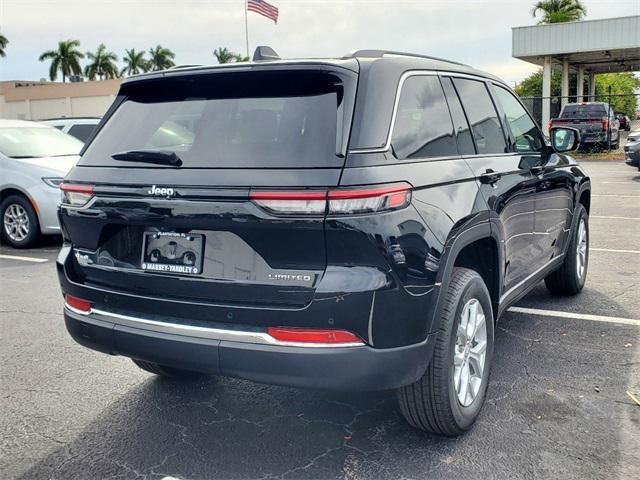 new 2024 Jeep Grand Cherokee car, priced at $42,597