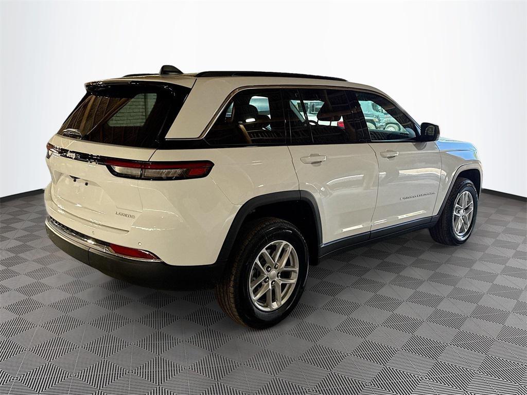 new 2025 Jeep Grand Cherokee car, priced at $31,382