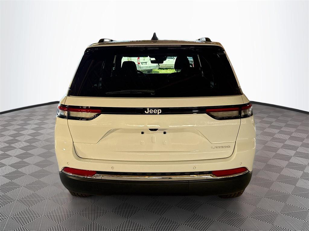 new 2025 Jeep Grand Cherokee car, priced at $31,382