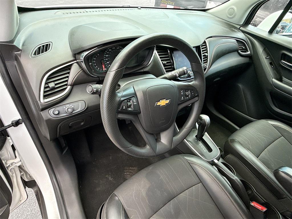 used 2022 Chevrolet Trax car, priced at $13,458