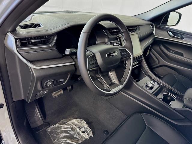 new 2025 Jeep Grand Cherokee L car, priced at $36,755