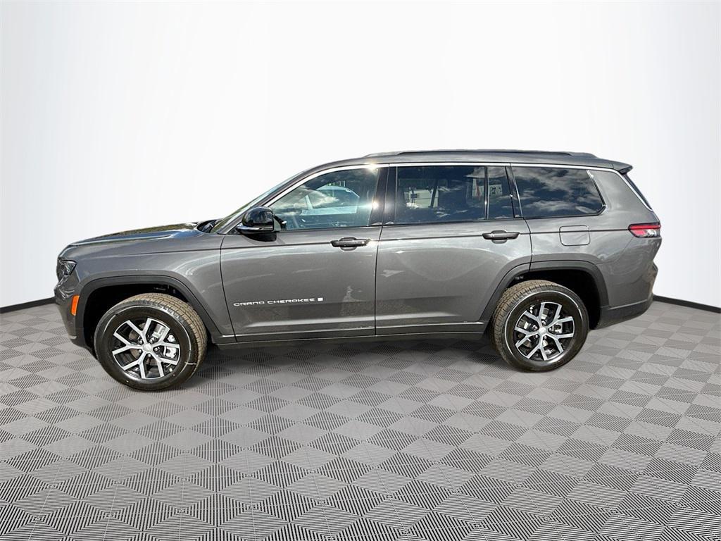 new 2025 Jeep Grand Cherokee L car, priced at $42,301