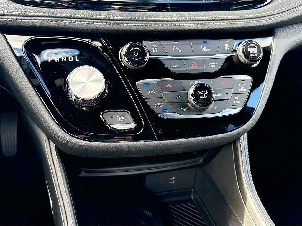 new 2026 Chrysler Pacifica car, priced at $43,361