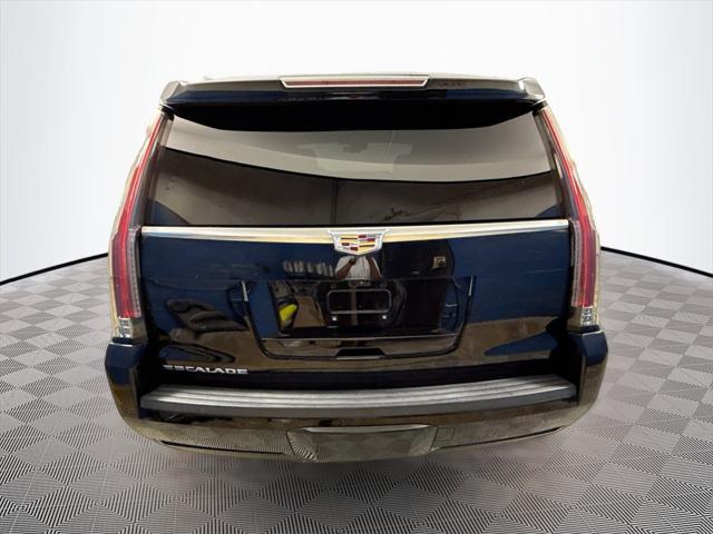 used 2019 Cadillac Escalade car, priced at $33,742