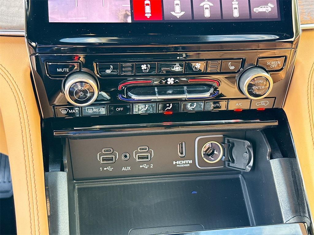 new 2025 Jeep Grand Cherokee L car, priced at $59,187