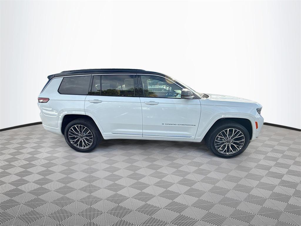 new 2025 Jeep Grand Cherokee L car, priced at $59,187