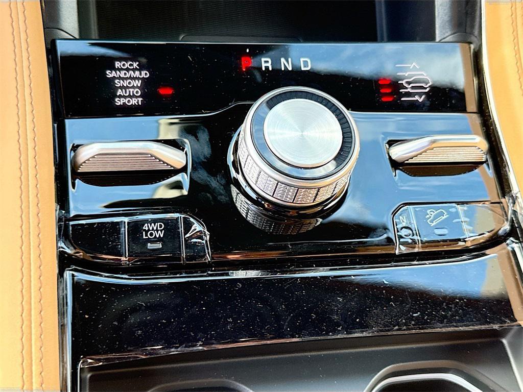 new 2025 Jeep Grand Cherokee L car, priced at $59,187