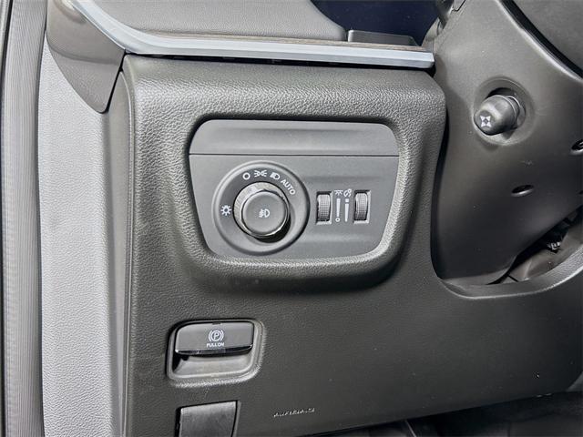 new 2025 Jeep Grand Cherokee L car, priced at $41,479
