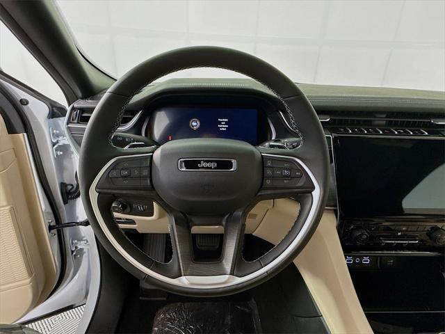 new 2025 Jeep Grand Cherokee car, priced at $39,283