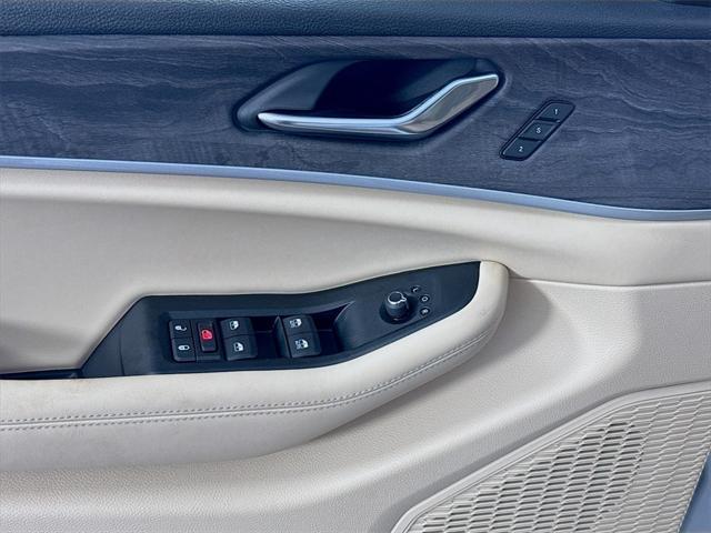 new 2025 Jeep Grand Cherokee car, priced at $39,283