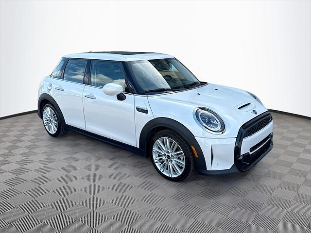 used 2024 MINI Hardtop car, priced at $23,833