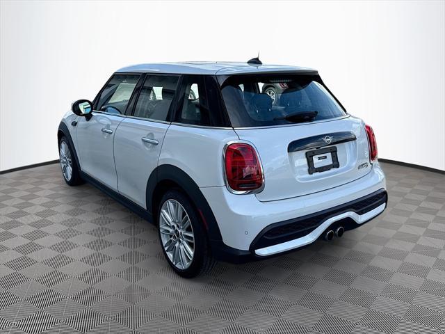 used 2024 MINI Hardtop car, priced at $23,833