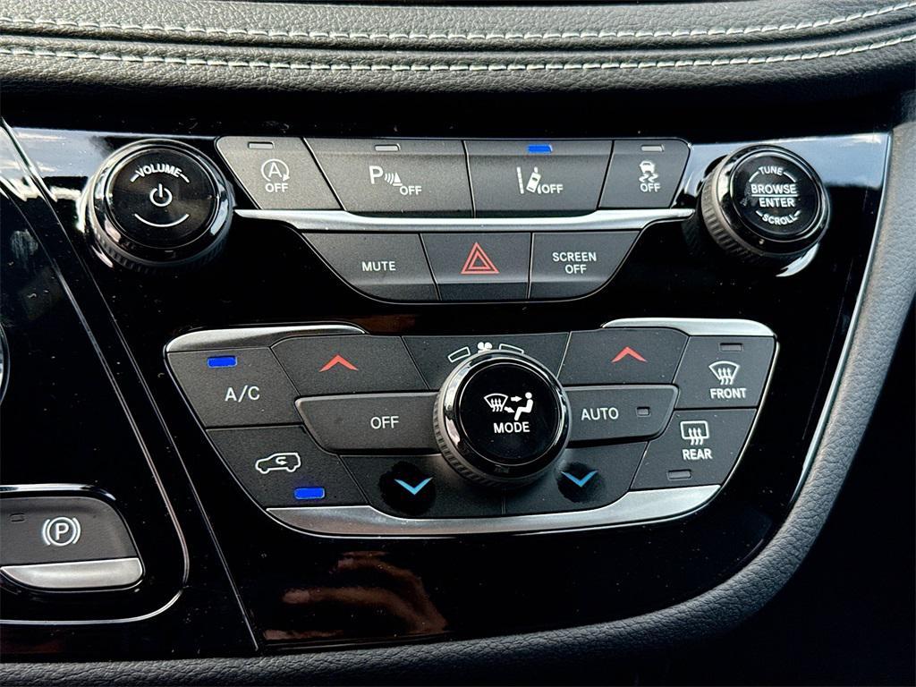 new 2026 Chrysler Pacifica car, priced at $37,397