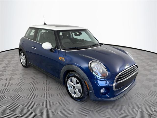 used 2018 MINI Hardtop car, priced at $10,944