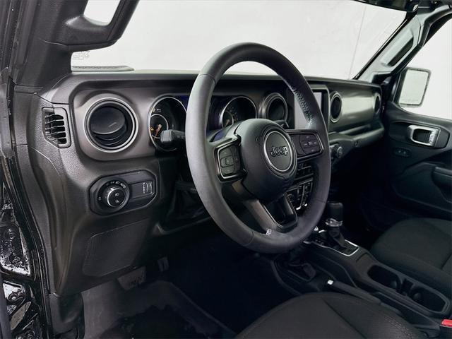 used 2023 Jeep Gladiator car, priced at $29,837